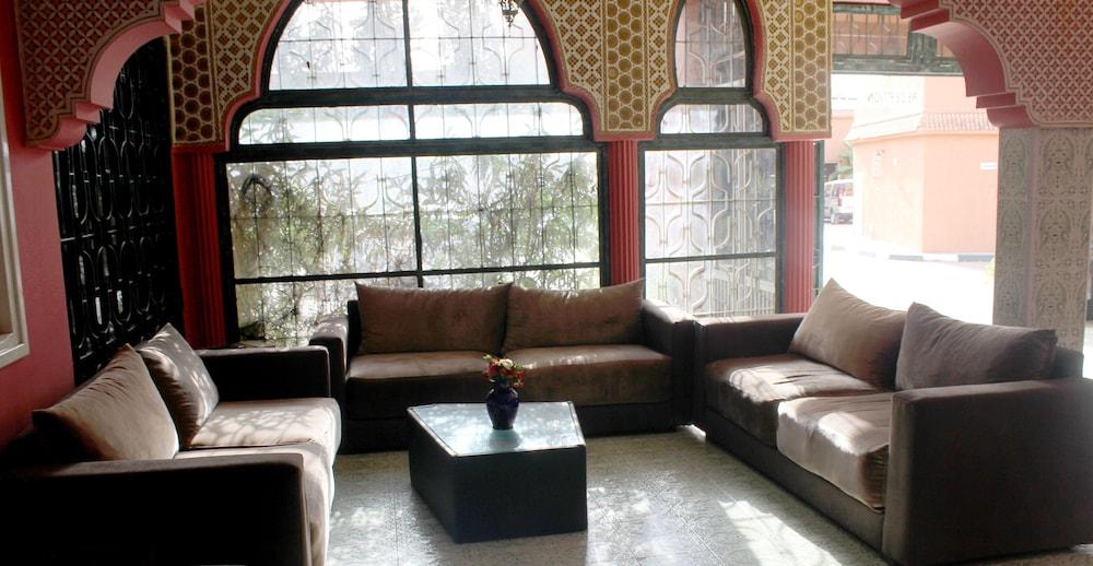 Hotel Al Bassatine 贝尼迈拉勒 外观 照片