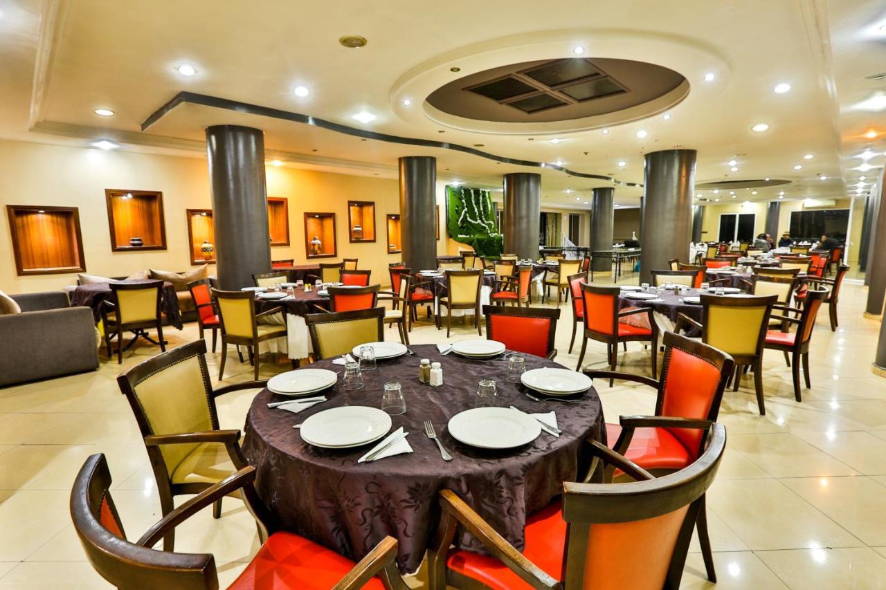 Hotel Al Bassatine 贝尼迈拉勒 外观 照片